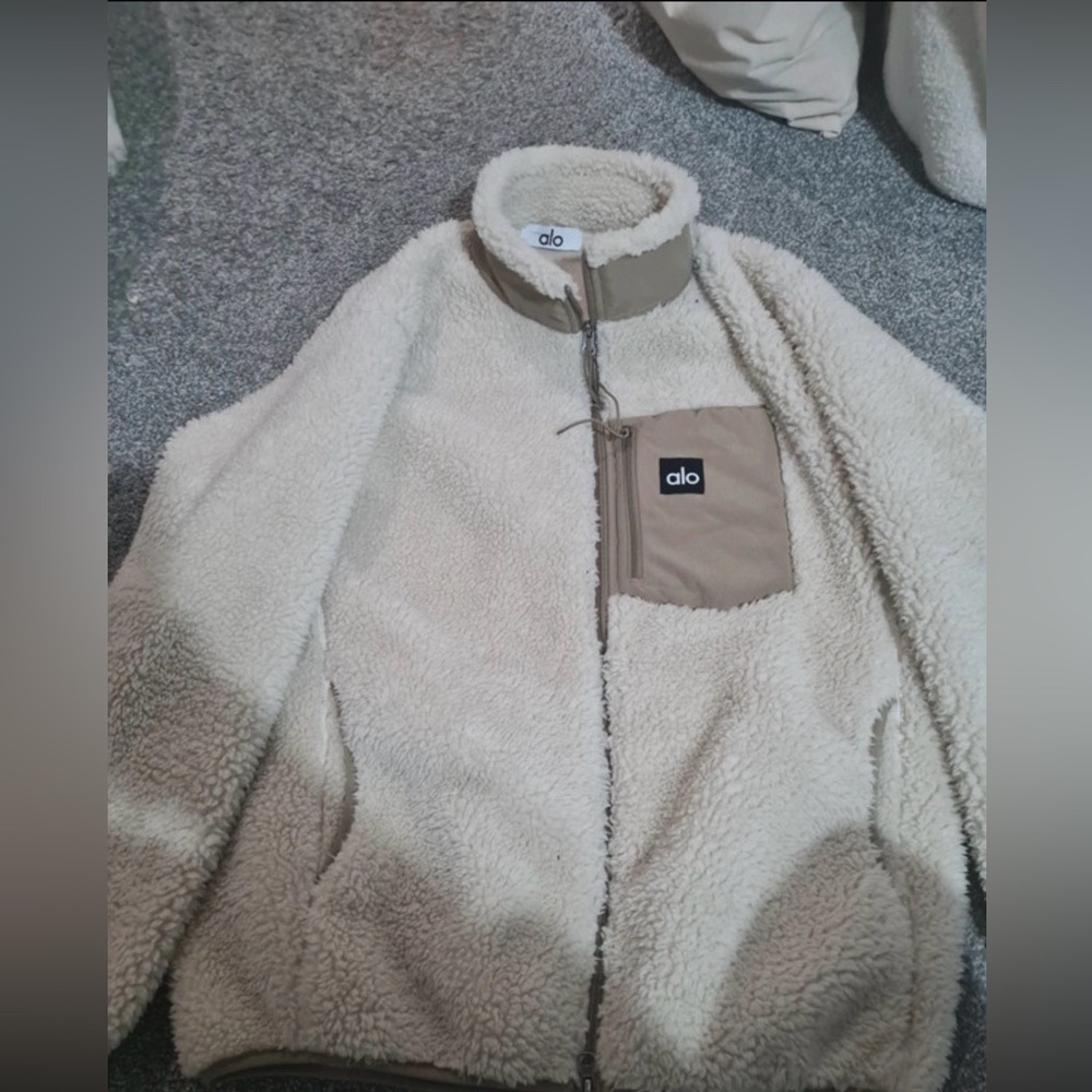 ALO Yoga Cream and Tan Teddy Jacket